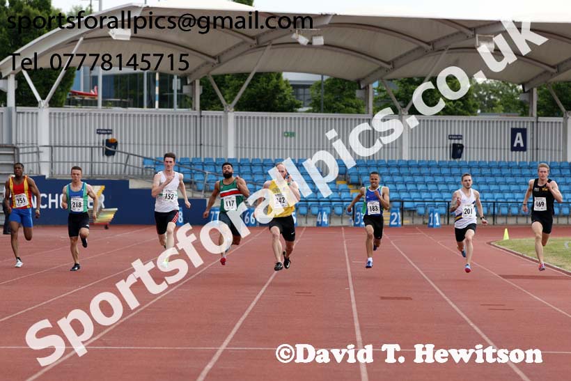 Senior mens 200 metres, Northern Senior and Under-20s Champs., Sports City, Manchester. Photo: David T. Hewitson/Sports for All Pics